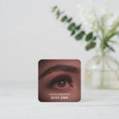 Brows & Lashes Tech Business Card Quadratische Visitenkarte (Stehend Vorderseite)