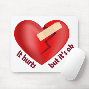 Brüchendes Herz geheilt mit Pflaster und Zitat zum Mousepad