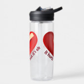 Brüchendes Herz geheilt mit Pflaster und Zitat zum Trinkflasche (Links)