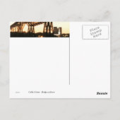 Brücke bei Morgendämmerung Postkarte (Rückseite)