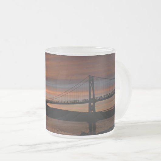 Brücke bei Sunset 2 Zwei-Tone-Kaffee-Tasse Mattglastasse (VorderseiteRechts)