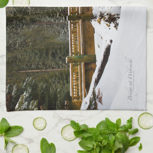Brücke bei Wuksachi Küchentuch (Gefaltet)
