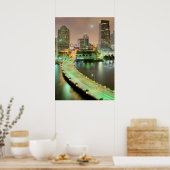 Brücke führt über die Wasserstraße ins Zentrum von Poster (Küche)