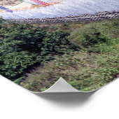 Brücke mit buddhistischen Gebetsfahnen - Bhutan Poster (Ecke)