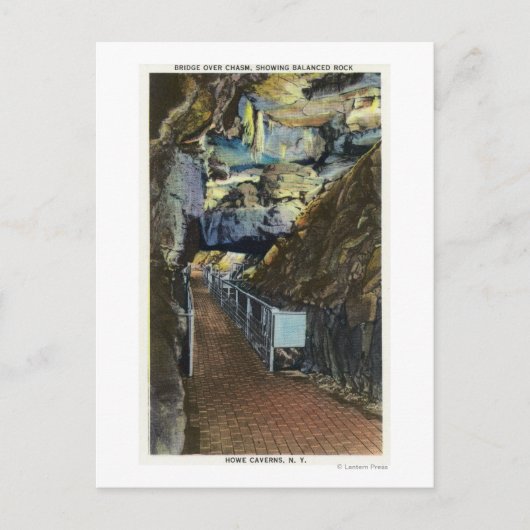 Brücke über Chasm mit ausgewogenem Felsen Postkarte (Vorderseite)