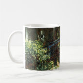 Brücke über den Wasserlilie-Teich von Claude Monet Kaffeetasse (Links)