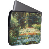 Brücke über den Wasserlilie-Teich von Claude Monet Laptopschutzhülle (Vorne Rechts)