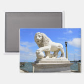 Brücke über die Löwenskulptur Magnet (Vorderseite/Rückseite)