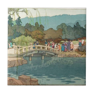 Brücke über Wasser-Vintager japanischer Kunst Fliese
