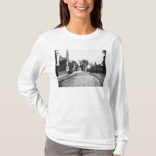 Brücke zur Kathedrale, Breslau Polen, c.1910 T-Shirt