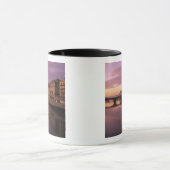 Brücken über den Arno bei Sonnenuntergang, Tasse (Zentrum)