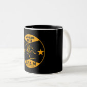 Bruder einer anderen Mutter Zweifarbige Tasse (VorderseiteRechts)
