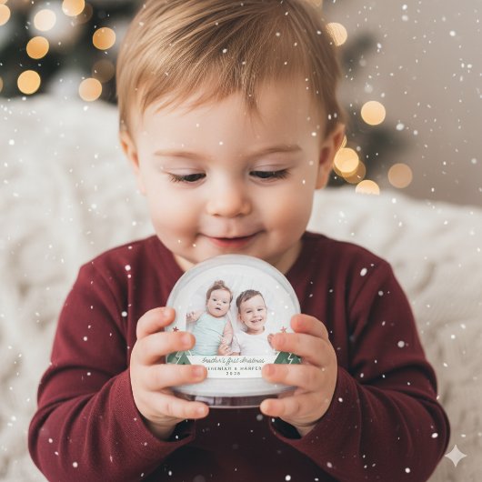 Brüder Erste Weihnachten Rustikale Bäume 2 Fotos Schneekugeln