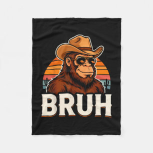 Bruh Bigfoot Meme Grafik Jungen Männer lustig Sasq Fleecedecke