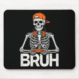Bruh Gamer Skelett Halloween Videospiel Controller Mousepad