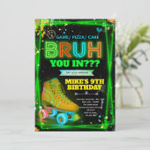 Bruh neon roller skate invitation  einladung (Stehend Vorderseite)