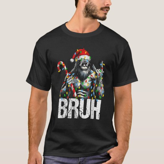 Bruh Santa Bigfoot Christmas Lights Funny Sasquatc T-Shirt (Vorderseite)