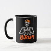 Bruh Skeleton Hand Heart Halloween Kostüme Männer Tasse (Links)