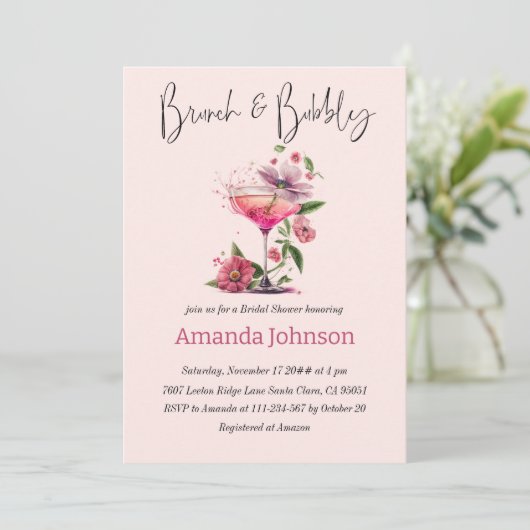 Brunch & Bubbly Blush Pink Blume Brautparty Einladung (Stehend Vorderseite)