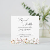 Brunch & Bubbly Boho Wildblume Brautparty Einladung (Stehend Vorderseite)