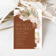 Brunch & Bubbly mit Bohemischen Floral- und Feathe