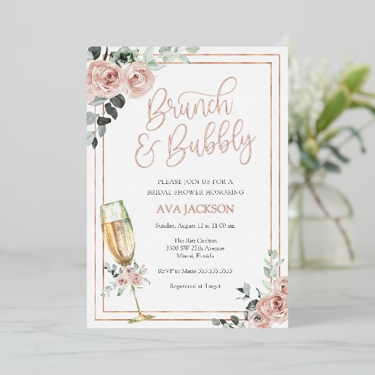 Brunch und Blubbly Blush Florals Brautparty Folieneinladung (Stehend vorne)