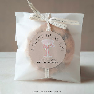 Brunch und Champagner: Geschenke für Brautjunggese Runder Aufkleber