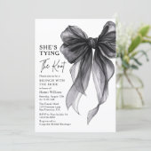 Brunch With The Bride She's Tying The Knot Bow Einladung (Stehend Vorderseite)