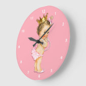 Brünette Baby-Prinzessin und Perlen-Rosa Große Wanduhr (Winkel)