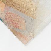 Brünette Curly-Hair-Puppe auf Quilt Fleecedecke (Ecke)