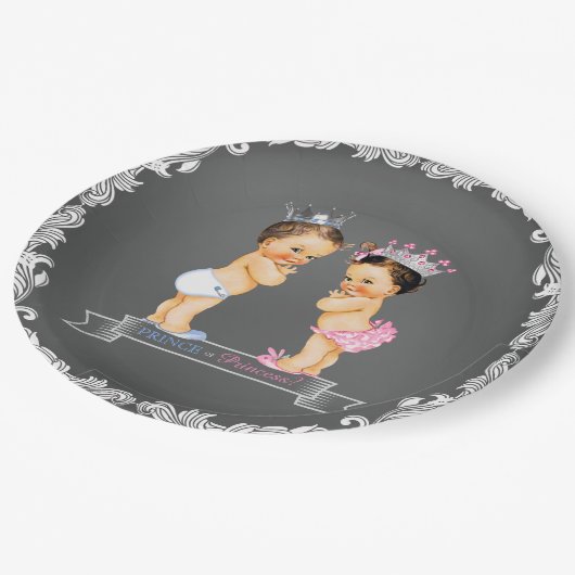 Brünette Prinzessin Chalkboard Babydusche Pappteller (Schrägansicht)