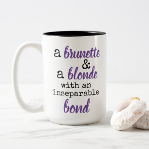 brünette und blonde untrennbare Bindung Zweifarbige Tasse