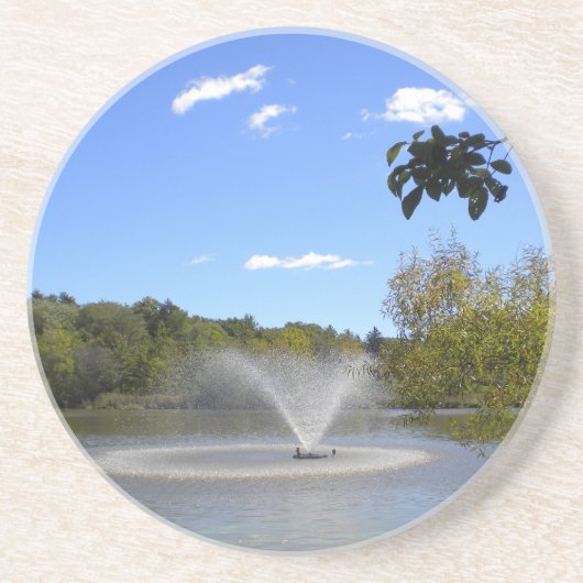 Brunnen im Untersetzer (Vorne)