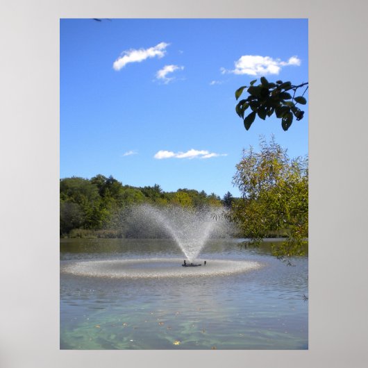 Brunnen unter Blue Sky Poster (Vorne)