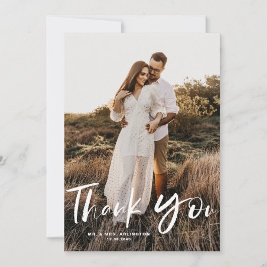 Brush-Hand-Briefing Vertikales Foto Hochzeit Dankeskarte (Vorderseite)