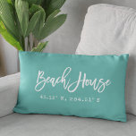 Brush Script Beach House Ihre Koordinaten Kissen Für Draußen<br><div class="desc">Moderne Pinselschrift,  Beach House,  Ihre Koordinaten Lumbar Kissen</div>