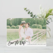 Brush Script-Foto Minimalistisch Horizontal Save The Date (Stehend Vorderseite)
