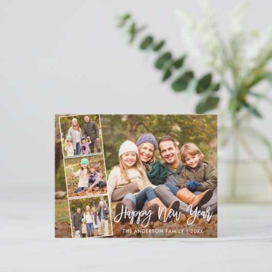 Brush Script glücklich Neujahrsfamilie 4 Foto Postkarte (Stehend Vorderseite)
