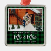 Brush Script Green Kariert First Christmas Mrs. Ornament Aus Metall (Vorne)