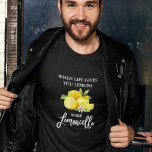 Brush Script Limoncellon Lemons Black T-Shirt<br><div class="desc">Moderne Pinselschrift Wasserfarben Zitronen,  wenn das Leben gibt Ihnen Zitronen machen Limoncello Schwarzen T - Shirt</div>