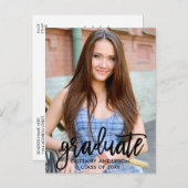 Brush Script Modern Graduation Party Foto Einladungspostkarte (Vorne/Hinten)