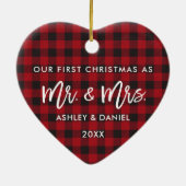 Brush Script Red Kariert First Christmas Mr. Mrs. Keramik Ornament (Hinten)