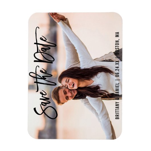 Brush Script Save the Date Couple Foto B Magnet (Vertikal)