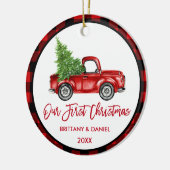 Brush Script Truck Erster Weihnachtsrot Kariert Keramik Ornament (Links)