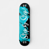 Brushy Cyan Black Skateboard (Vorne)