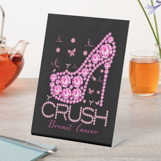 Brustkrebs-Bewusstsein für den Crush Bling Pink Ri Sockelschild (In Situ)