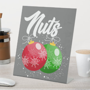 Brustnuten Weihnachten Matching Couple Kastanien Sockelschild