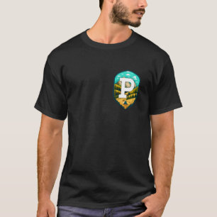 Brustpflaster P Minimalistisches Mountain Camping T-Shirt