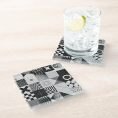 Brutalismus Kunst: Vintage geometrische Muster Glasuntersetzer (Schrägansicht)