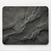 Brutalistische dunkle Vulkanasche Mousepad (Vorne)